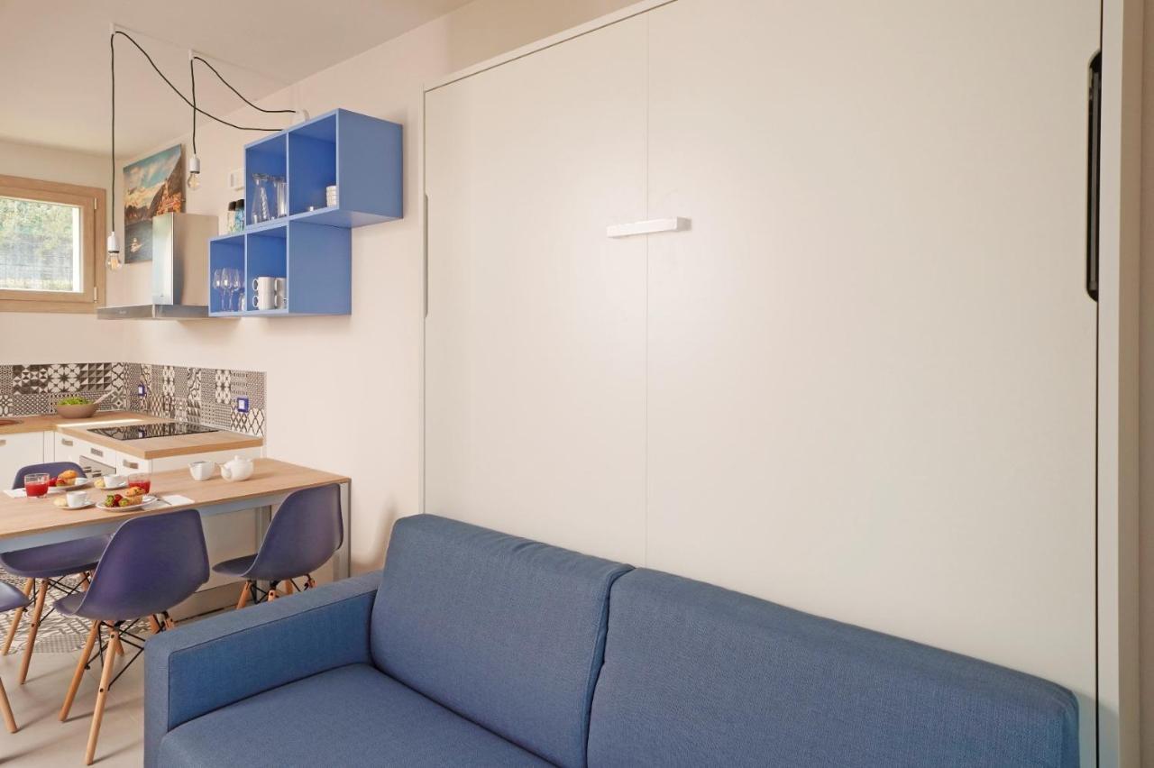 Gardaliva Blue Studio 3 Manerba del Garda Exterior photo