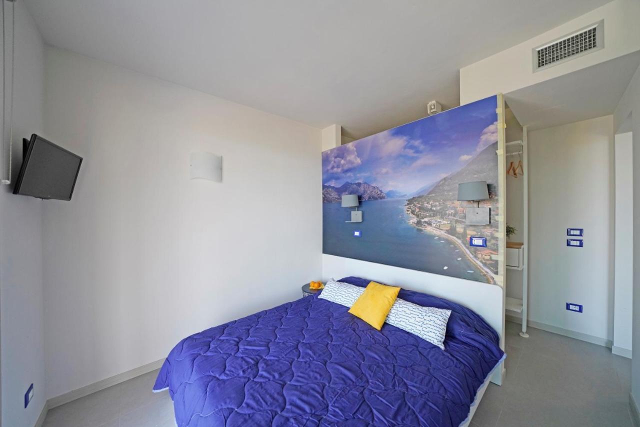 Gardaliva Blue Studio 3 Manerba del Garda Exterior photo